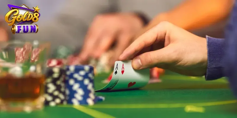 Bí quyết chơi Poker cục hay hay giúp tân thủ thắng lớn tại gold88 2 Chiến lược chơi lửa